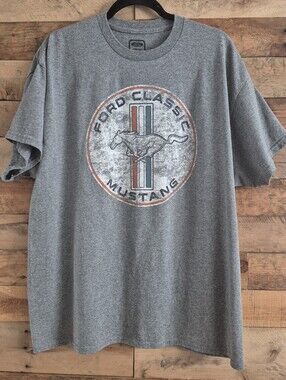 Ford Mustang Distressed Graphic Logo Design T-shirt Mens XL Officially Licensed